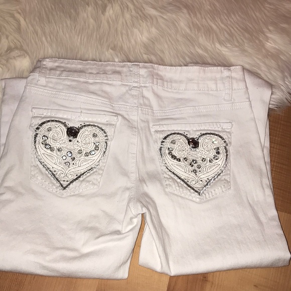 Rue21 Denim - White Ankle Crop Embellished Skinny Jeans Size 5/6